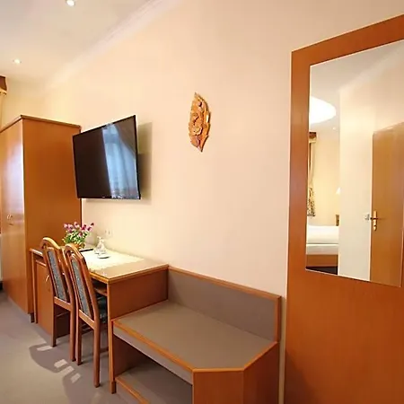 Hotel Europaeischer Hof 4*